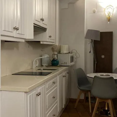Adanar-apartamentos Muralla Ziri