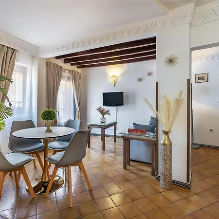 Adanar-apartamentos Muralla Ziri Apartament *