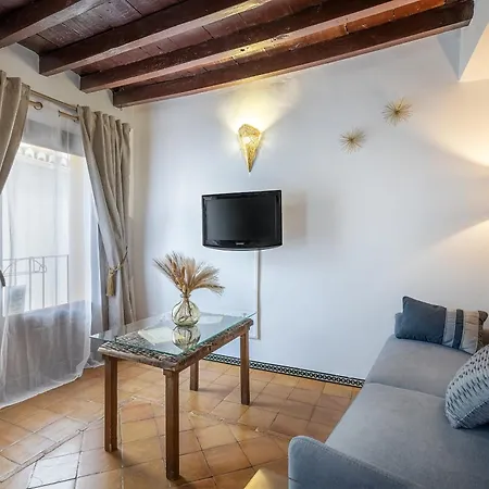 Apartman Adanar-apartamentos Muralla Ziri