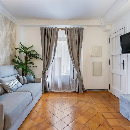 Adanar-apartamentos Muralla Ziri Apartment Granada