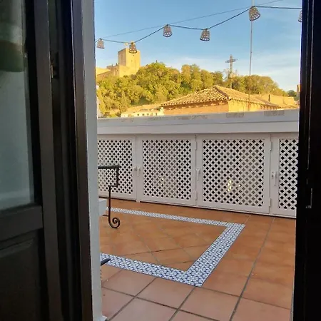 Adanar-apartamentos Muralla Ziri * Granada