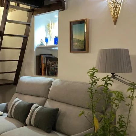 Adanar-apartamentos Muralla Ziri Apartment *
