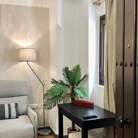 Apartment Adanar-apartamentos Muralla Ziri *