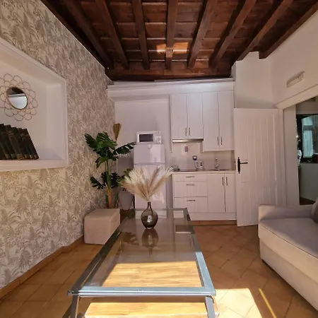 Apartment Adanar-apartamentos Muralla Ziri *